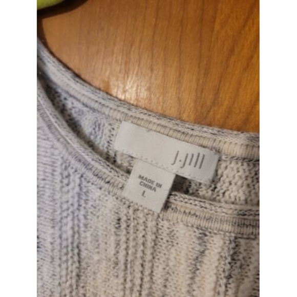 J Jill Pullover Sweater Gray Ivory Button Back Detail Knit Size L - Picture 4 of 7